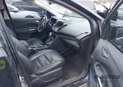 2016 Ford Escape Titanium из США, поврежденный, VIN 1FMCU9J97GUA87106